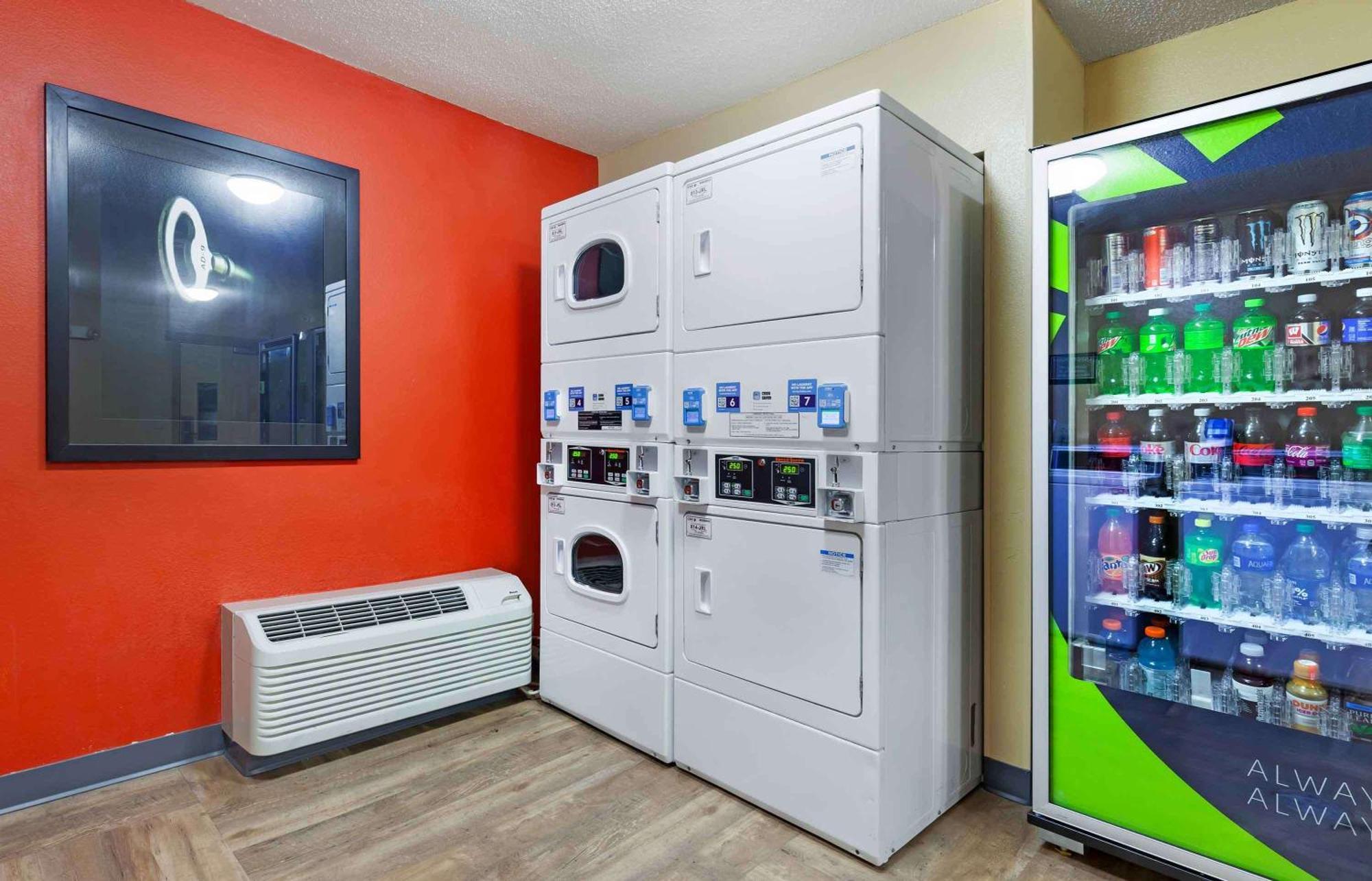 Extended Stay America Select Suites - Madison - Old Sauk Rd Eksteriør billede