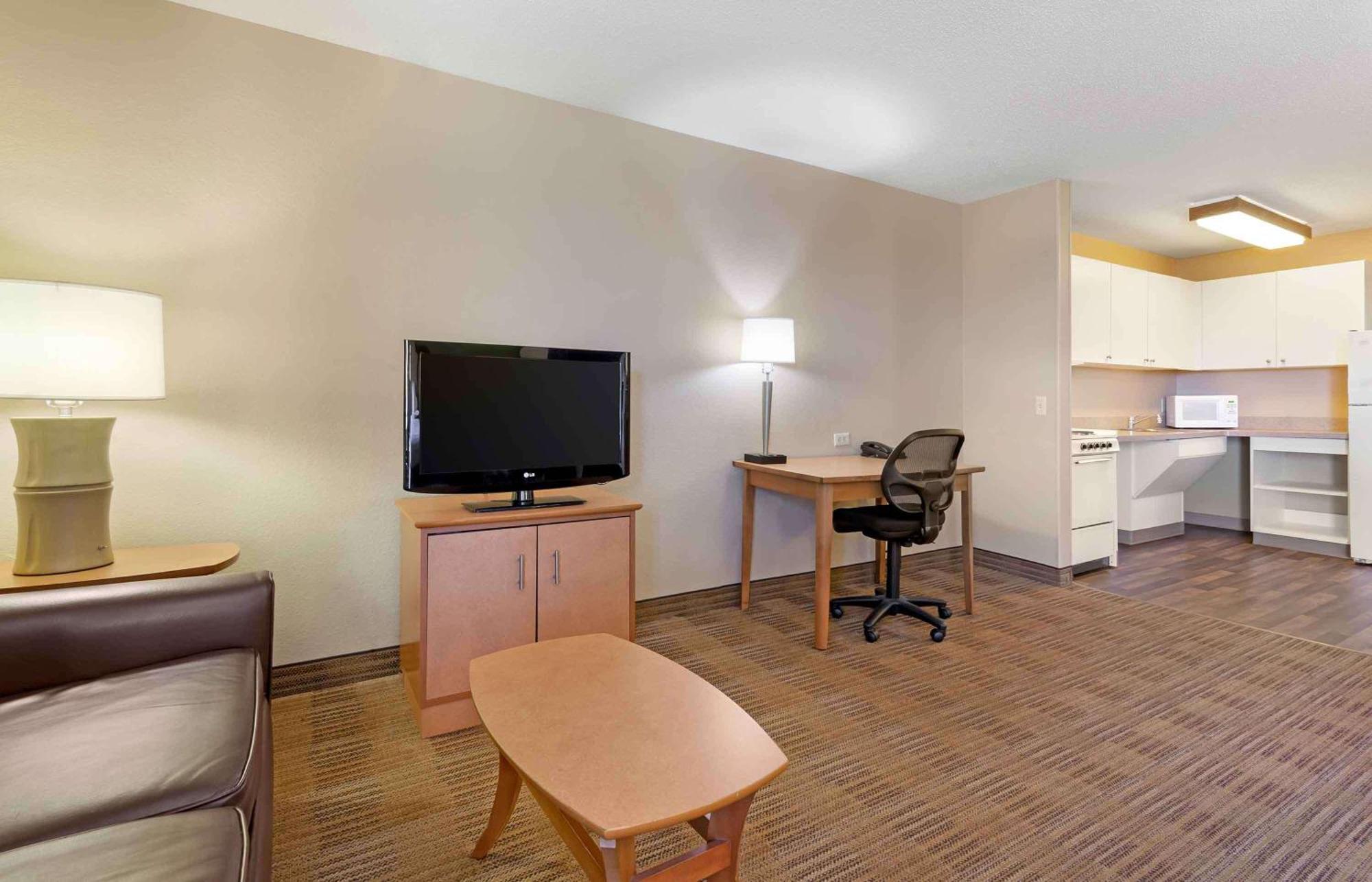 Extended Stay America Select Suites - Madison - Old Sauk Rd Eksteriør billede