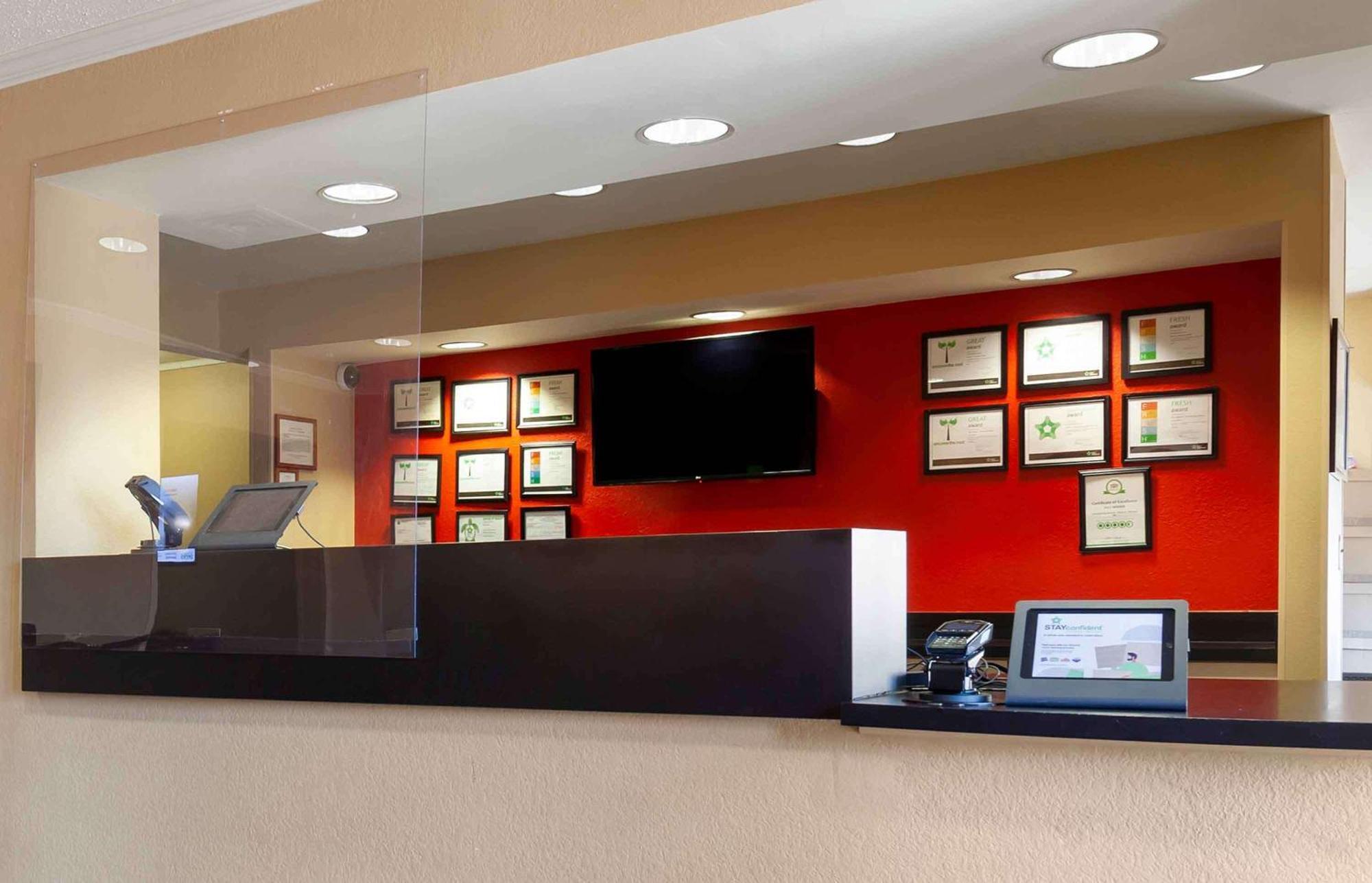 Extended Stay America Select Suites - Madison - Old Sauk Rd Eksteriør billede