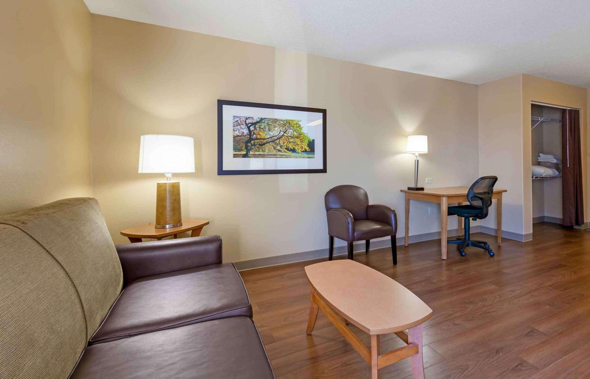 Extended Stay America Select Suites - Madison - Old Sauk Rd Eksteriør billede