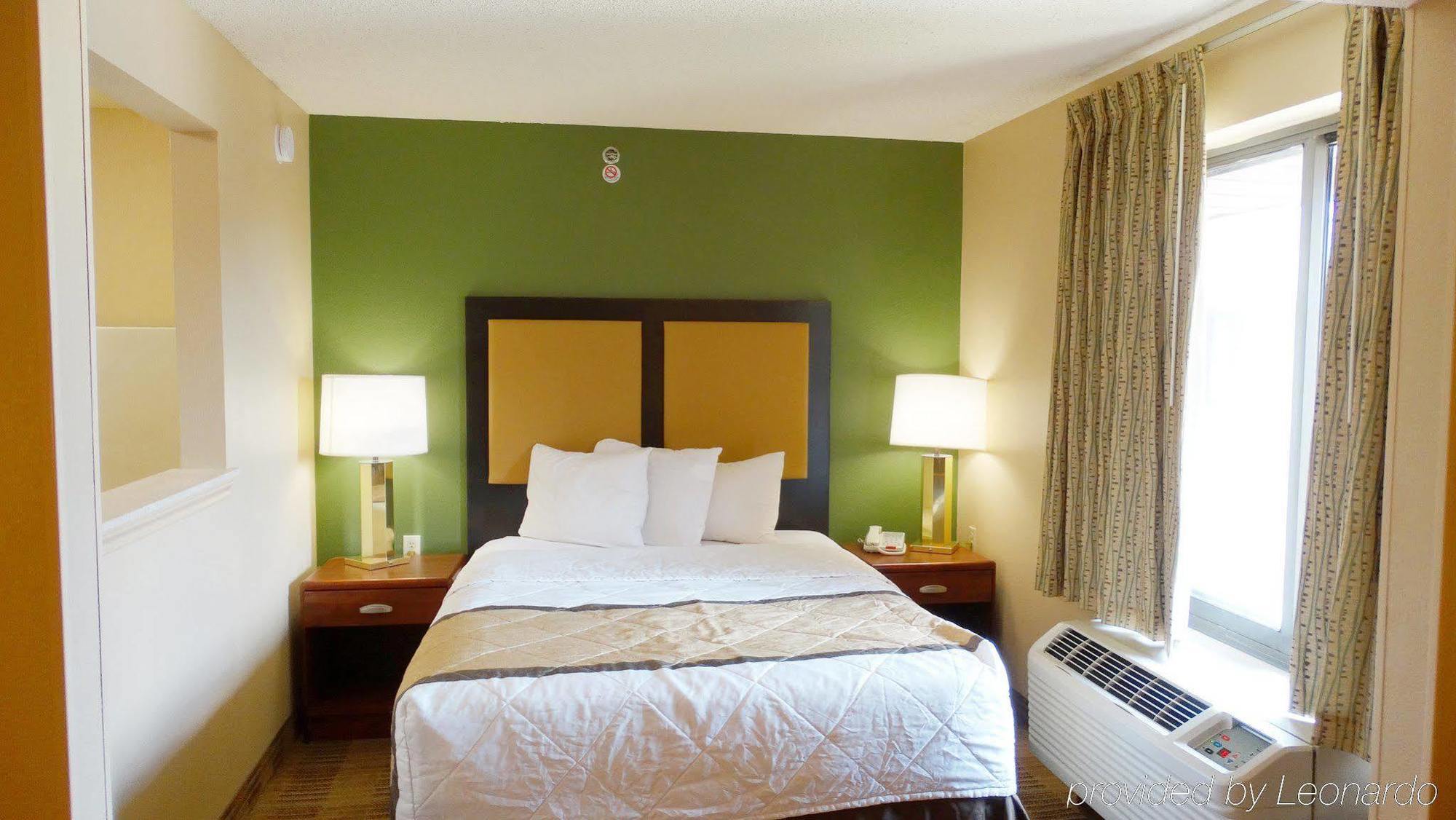 Extended Stay America Select Suites - Madison - Old Sauk Rd Eksteriør billede