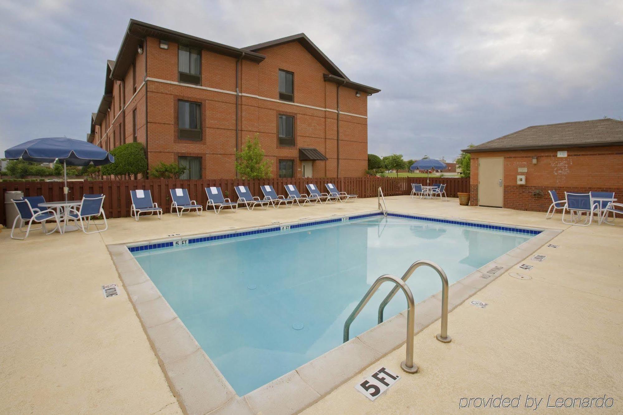 Extended Stay America Select Suites - Madison - Old Sauk Rd Eksteriør billede